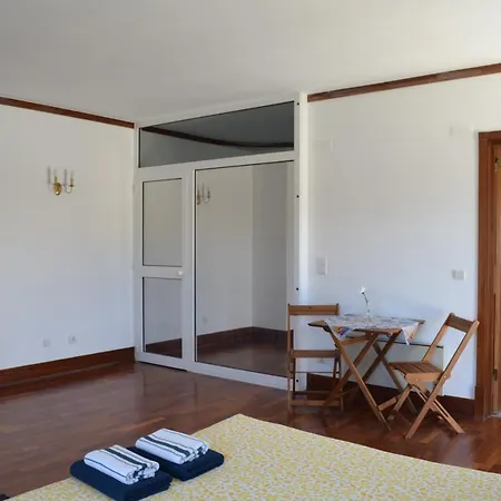 Cozy Duplex At Casino - 2 Bedrooms * Estoril